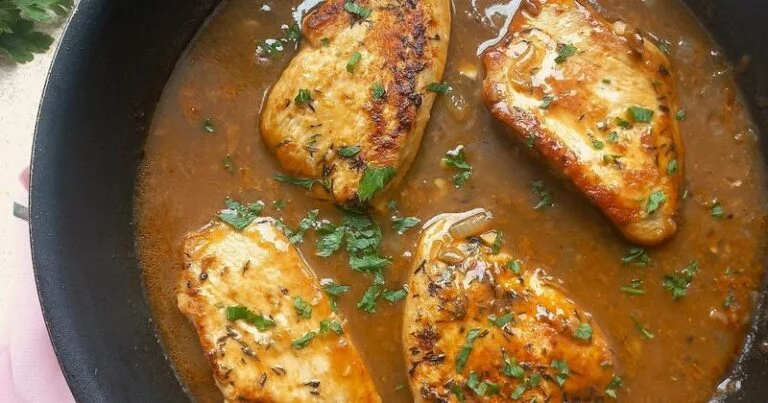 Idealnie upieczone sznycle z indyka – jak długo piec, aby zachwycały smakiem?